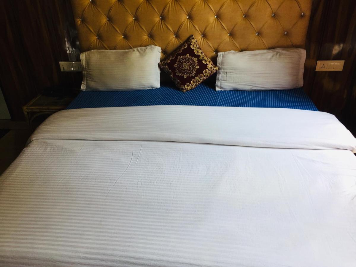 Hotel Prem G, Mussoorie Eksteriør billede