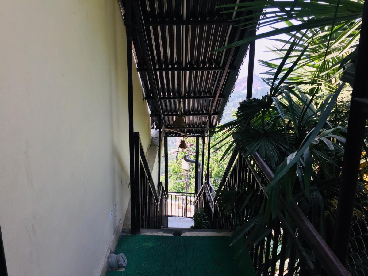 Hotel Prem G, Mussoorie Eksteriør billede